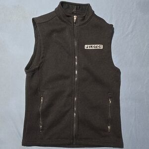 Peloton x Rhone Black Performance Fleece Vest – Size Small